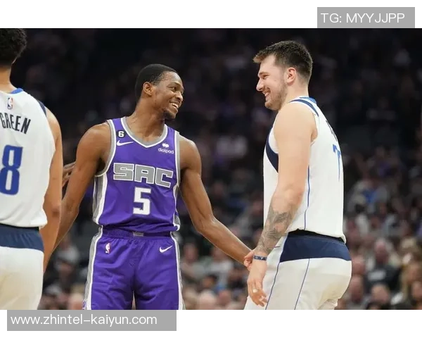 德阿隆福克斯如何在NBA赛场上崭露头角引领球队新篇章 德阿隆福克斯如何在NBA赛场上崭露头角引领球队新篇章